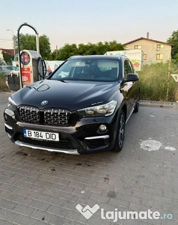 Negru Utilizat 2017 BMW X1 xLine SUV | 14.499 EUR (Preț bun) - Imagine 1/4