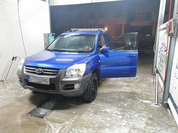 Second-hand Kia Sportage 140 CP (102 kW) 2006 Albastru SUV