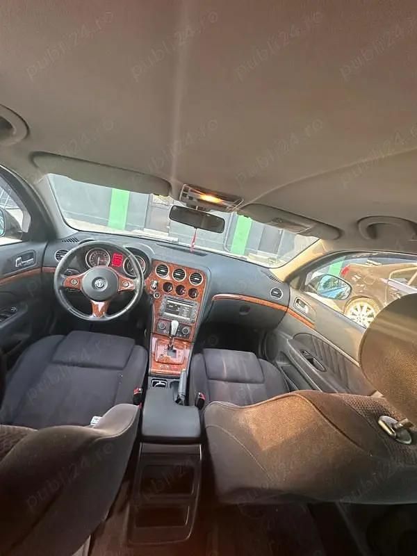 Utilizat 2007 Alfa Romeo 159 Hatchback | 3.200 EUR - Imagine 1/4