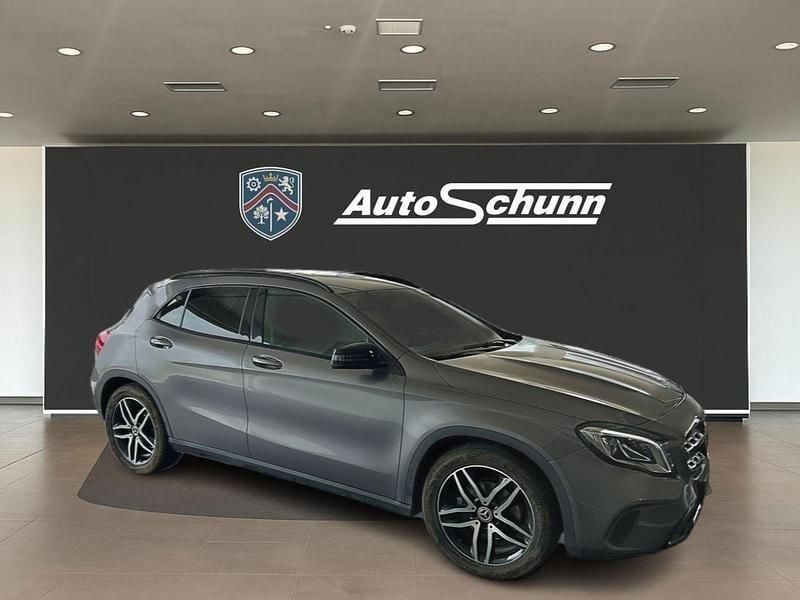 Second-hand Mercedes GLA200 Urban 136 CP (100 kW) 2018 SUV