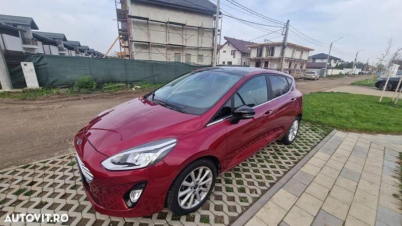 Culoarerosu Utilizat 2018 Ford Fiesta Titanium | 8.700 EUR (Preț OK) - Imagine 1/4