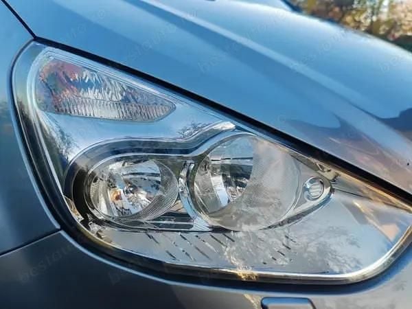 Second-hand Ford Galaxy 140 CP (102 kW) 2011 Monovolum