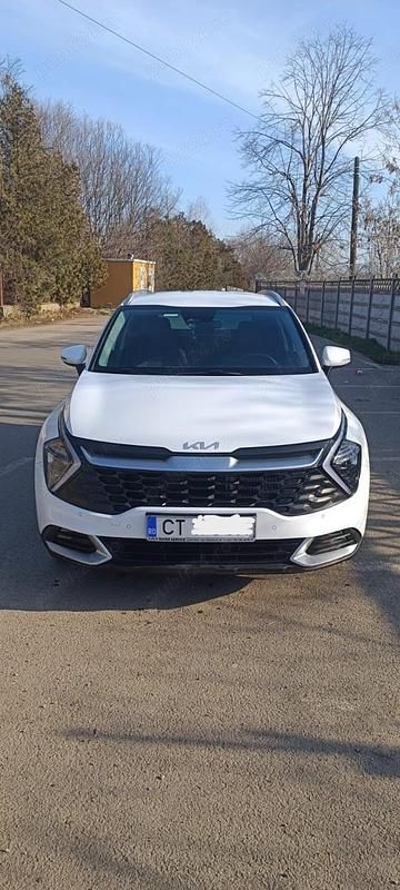 Alb Utilizat 2024 Kia Sportage Style SUV | 27.000 EUR (Preț OK) - Imagine 1/4