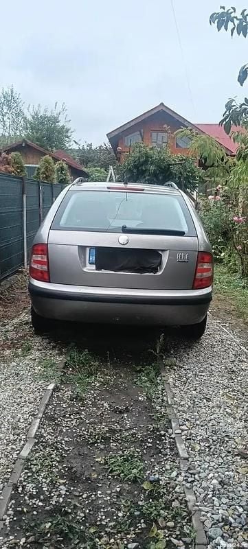 Utilizat 2007 Skoda Fabia Break | 2.500 EUR - Imagine 1/4