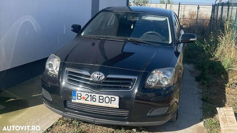 Culoarenegru Utilizat 2008 Toyota Avensis Berlinǎ | 3.200 EUR - Imagine 1/4