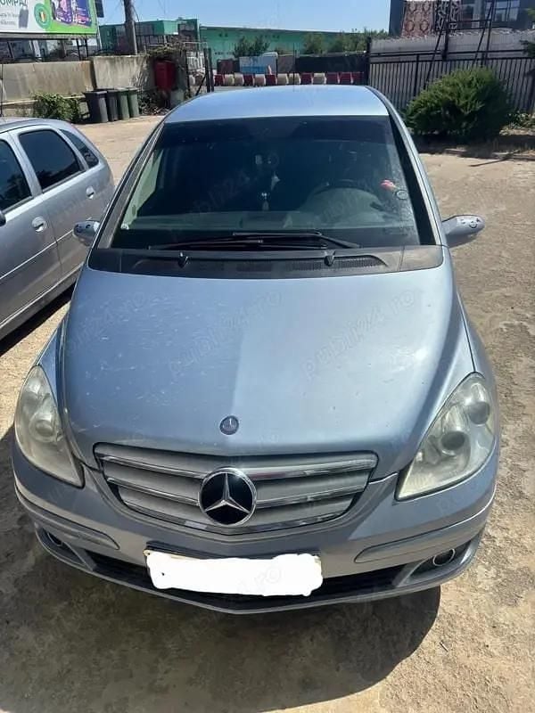 Utilizat 2008 Mercedes A180 Hatchback | 4.200 EUR - Imagine 1/4