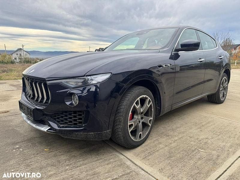Culoarenegru Utilizat 2016 Maserati Levante SUV | 11.000 EUR - Imagine 1/4