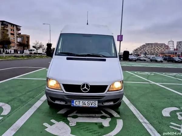 Utilizat 2005 Mercedes Sprinter Van | 2.800 EUR (Super Preț) - Imagine 1/4