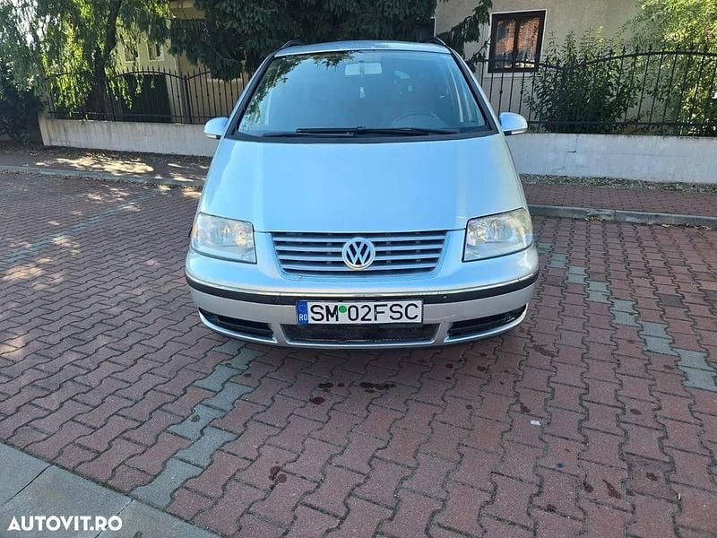 Culoareargint Utilizat 2008 VW Sharan Comfortline Monovolum | 2.500 EUR (Preț bun) - Imagine 1/4