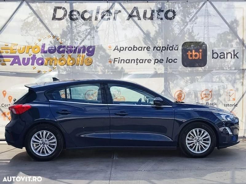 Second-hand Ford Focus Titanium 150 CP (110 kW) 2020 Culoarealbastru Berlinǎ