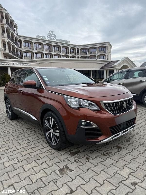 Second-hand Peugeot 3008 Allure 130 CP (95 kW) 2019 Culoaremaro SUV