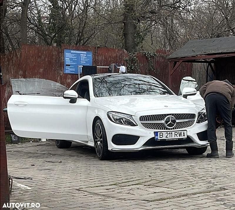 Second-hand Mercedes C250 204 CP (150 kW) 2017 Culoarealb Coupe