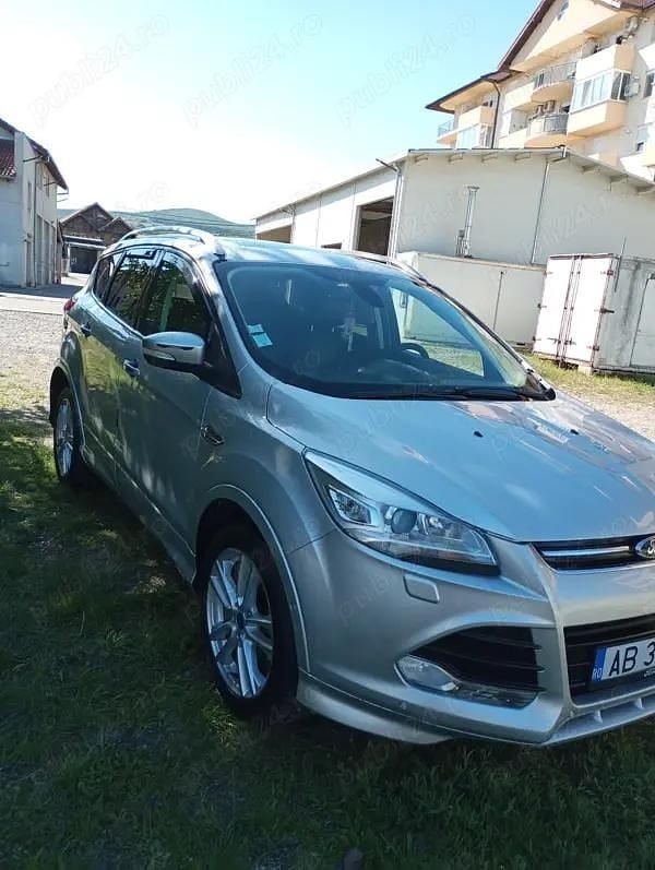 Utilizat 2015 Ford Kuga ST-Line SUV | 8.300 EUR (Preț OK) - Imagine 1/4