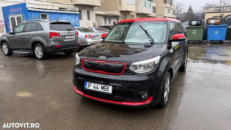 Second-hand Kia Soul 80 kW (110 CP) 2017 Culoarenegru SUV