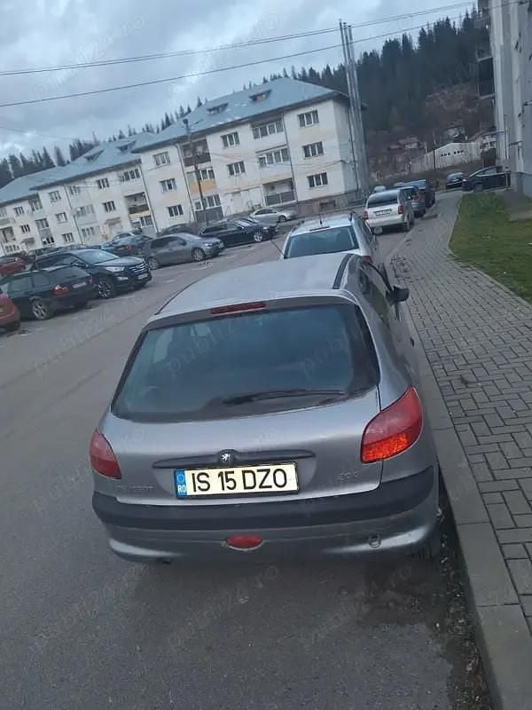 Second-hand 2001 Peugeot 206 Coupe | 800 EUR - Imagine 1/4