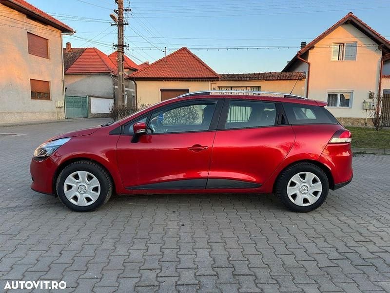Second-hand Renault Clio GrandTour Dynamique 90 CP (66 kW) 2013 Culoarerosu Break