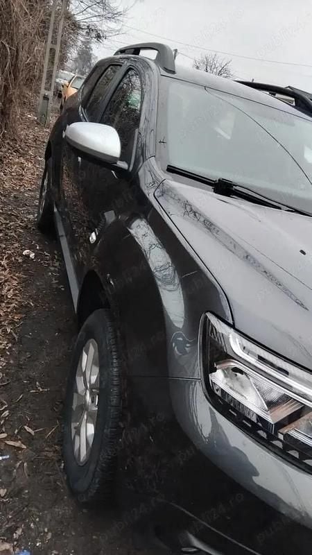 Second-hand Dacia Duster 110 CP (80 kW) 2022 SUV