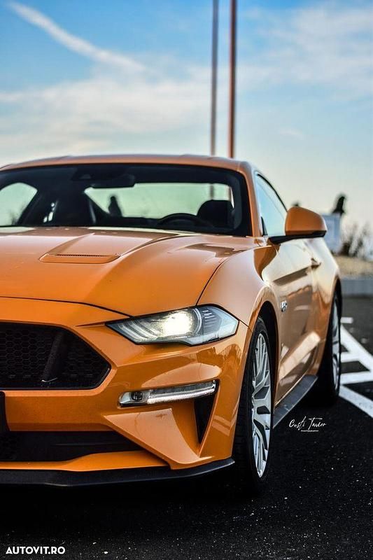 Second-hand Ford Mustang 450 CP (330 kW) 2019 Portocaliu Coupe