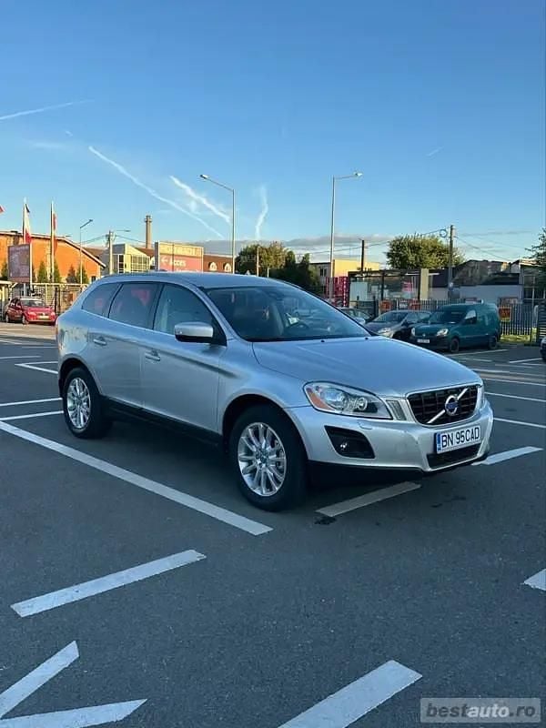 Utilizat 2010 Volvo XC60 SUV | 8.600 EUR (Preț OK) - Imagine 1/4