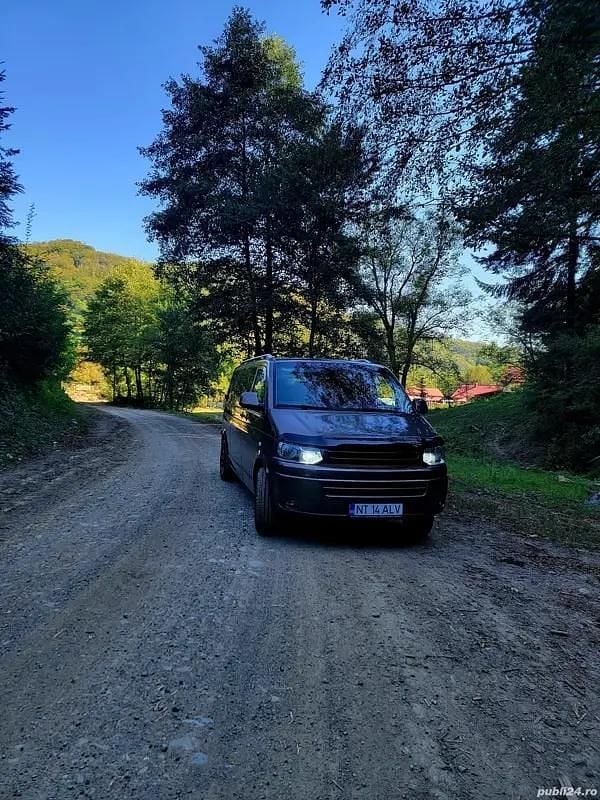 Maro Utilizat 2012 VW Caravelle Monovolum | 17.500 EUR - Imagine 1/4