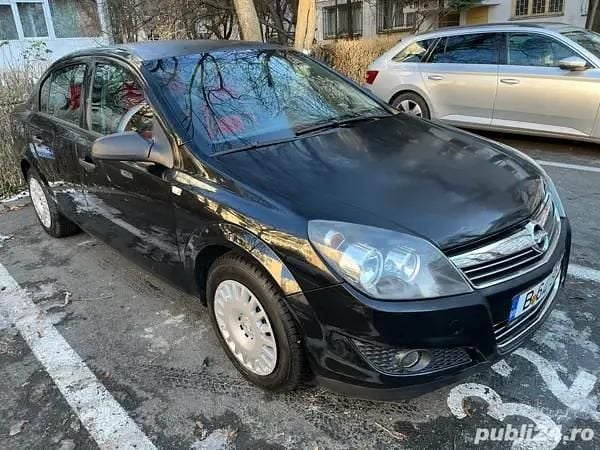 Utilizat 2011 Opel Astra Berlinǎ | 1.800 EUR (Super Preț) - Imagine 1/4