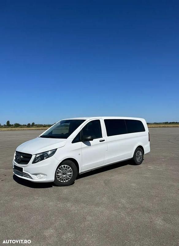 Culoarealb Utilizat 2017 Mercedes Vito Monovolum | 21.300 EUR - Imagine 1/4