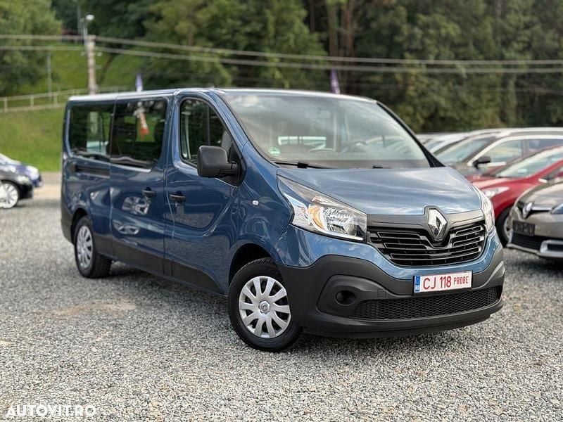 Culoarealbastru Utilizat 2017 Renault Trafic Expression Van | 16.990 EUR (Preț bun) - Imagine 1/4
