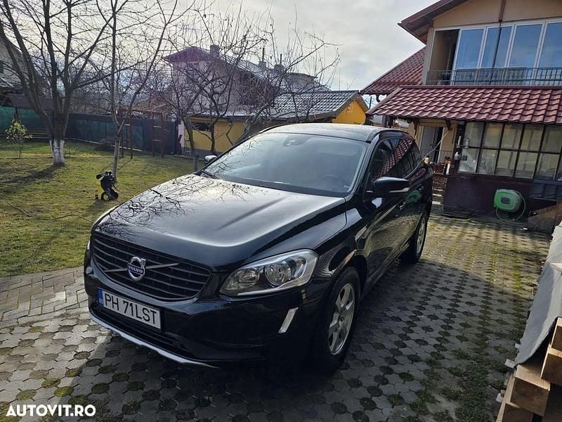 Second-hand Volvo XC60 190 CP (139 kW) 2016 Culoarenegru SUV