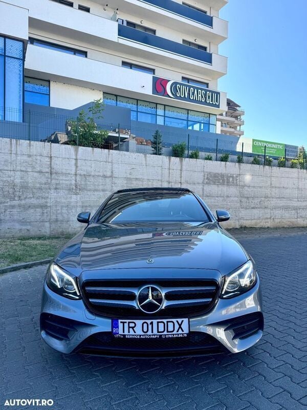 Gri Utilizat 2018 Mercedes E300 AMG line Berlinǎ | 25.900 EUR - Imagine 1/4