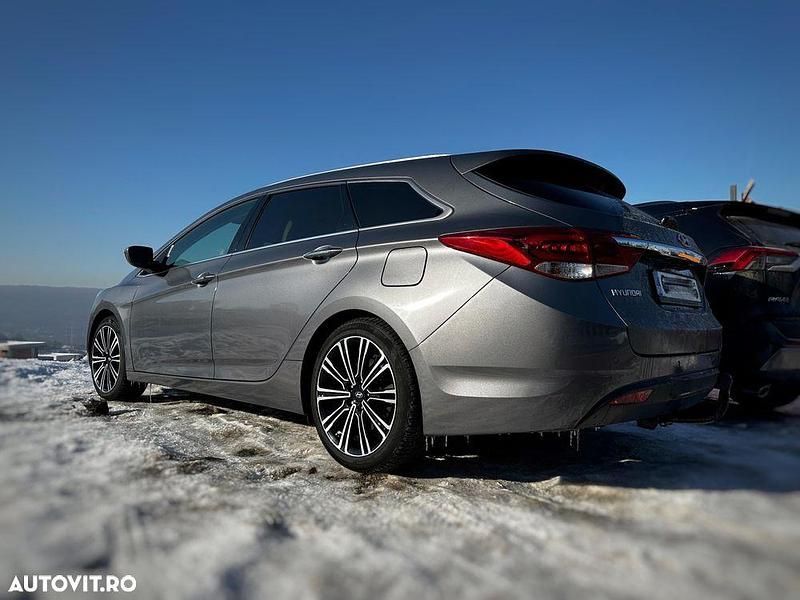 Second-hand Hyundai i40 Premium 141 CP (103 kW) 2017 Culoaregri Break