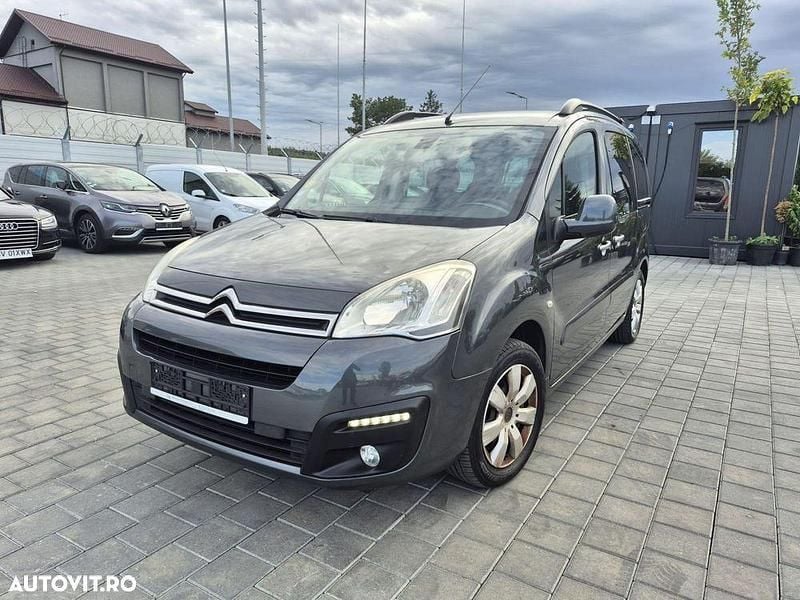 Culoareverde Utilizat 2016 Citroën Berlingo Monovolum | 8.500 EUR (Preț OK) - Imagine 1/4
