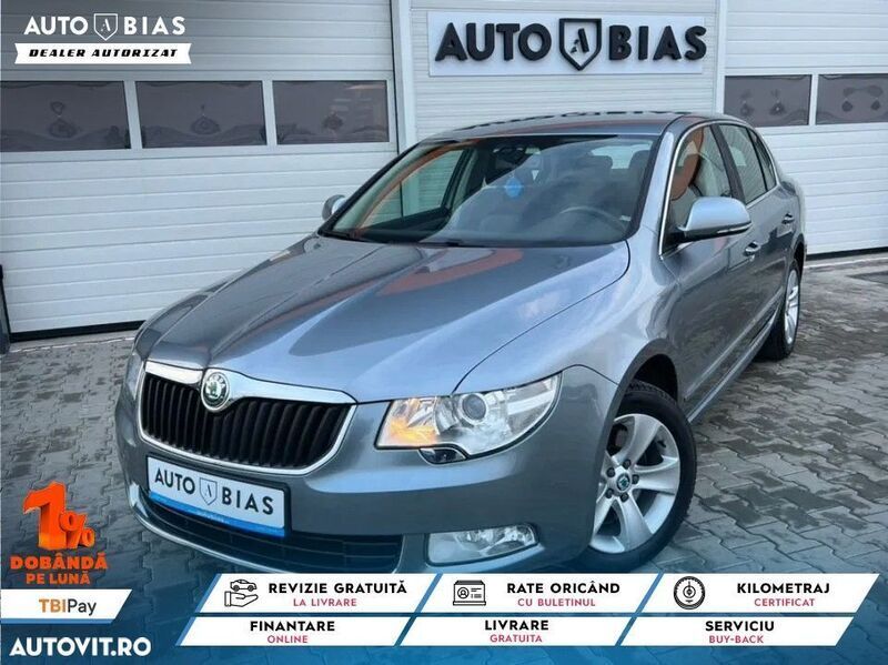 Gri Utilizat 2011 Skoda Superb Elegance Berlinǎ | 8.450 EUR (Puțin scump) - Imagine 1/4