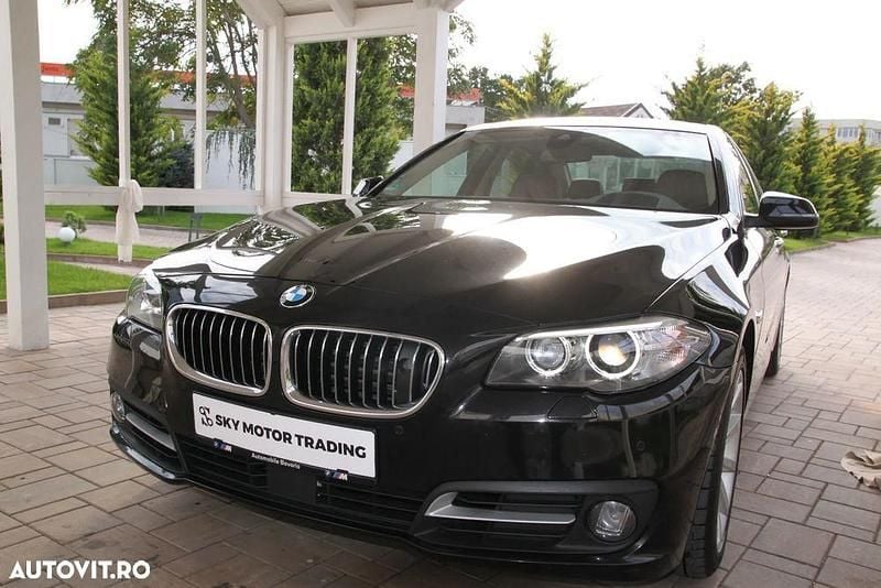Culoarenegru Utilizat 2014 BMW 530 Comfort Edition Berlinǎ | 16.480 EUR (Scump) - Imagine 1/4