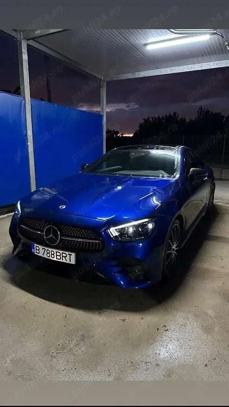 Albastru Utilizat 2021 Mercedes E400 Coupe | 49.000 EUR (Super Preț) - Imagine 1/4