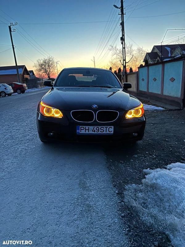 Culoarenegru Utilizat 2005 BMW 520 Berlinǎ | 4.499 EUR (Preț OK) - Imagine 1/4