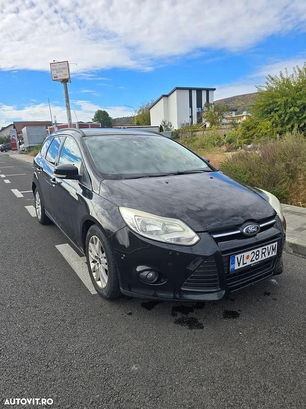 Culoarenegru Utilizat 2012 Ford Focus Break | 4.500 EUR (Preț OK) - Imagine 1/4