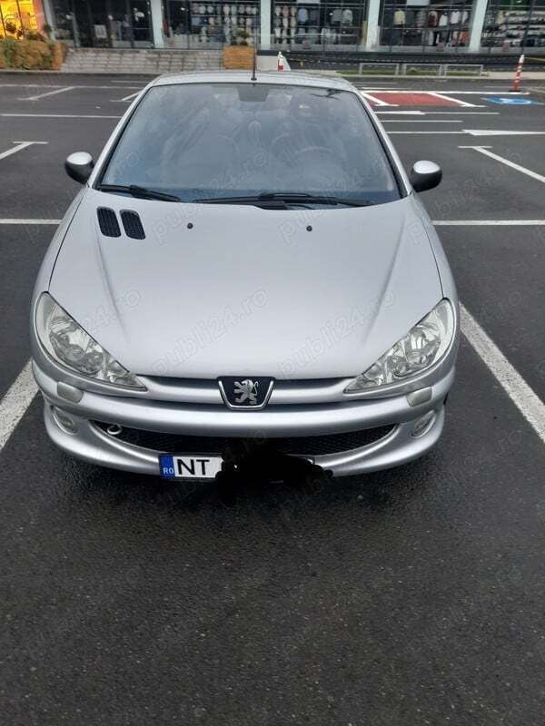 Utilizat 2006 Peugeot 206 CC Cabrio | 2.100 EUR - Imagine 1/4
