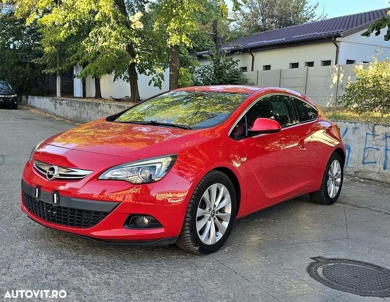 Culoarerosu Utilizat 2015 Opel Astra GTC Coupe | 5.990 EUR - Imagine 1/4