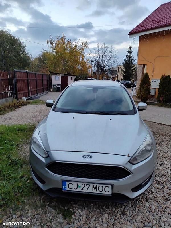 Gri Utilizat 2015 Ford Focus Trend Break | 5.300 EUR (Preț OK) - Imagine 1/4