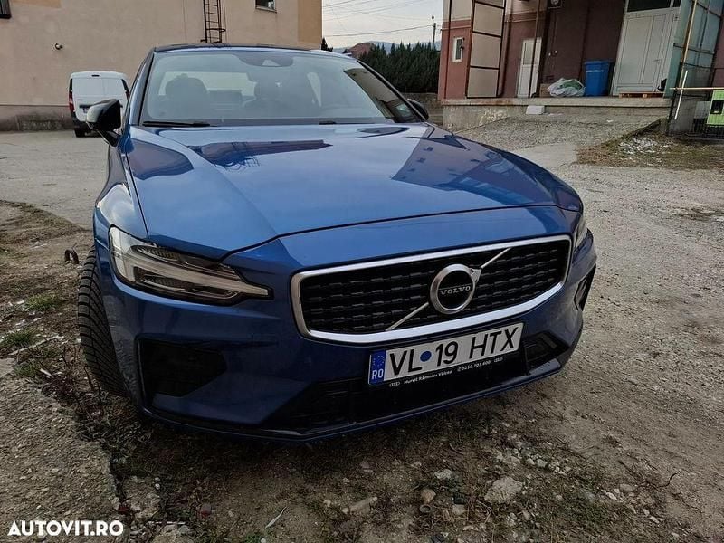 Second-hand Volvo S60 R-Design 190 CP (139 kW) 2019 Culoarealbastru Berlinǎ