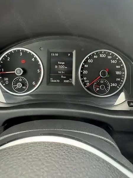 Negru Utilizat 2015 VW Tiguan R-line SUV | 14.000 EUR (Preț bun) - Imagine 1/4