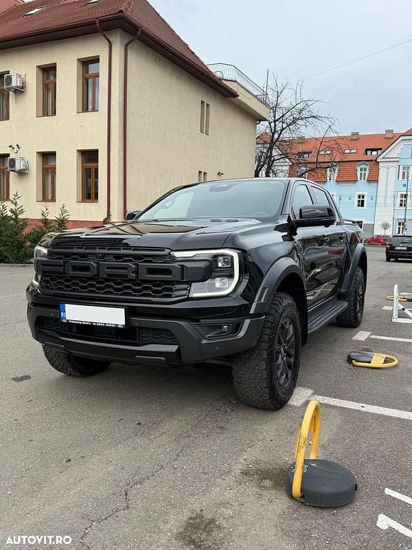 Culoarenegru Utilizat 2023 Ford Ranger Pickup | 56.900 EUR (Preț bun) - Imagine 1/4