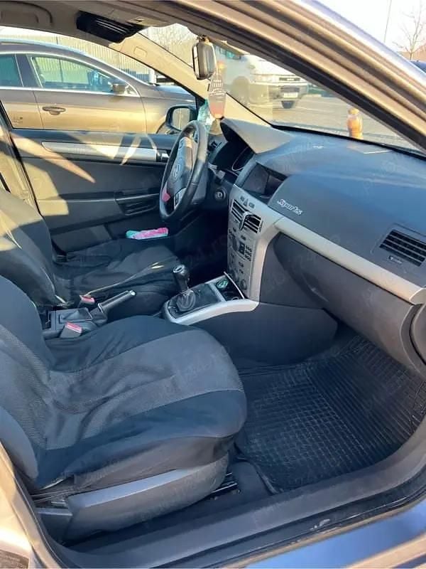 Second-hand Opel Astra 120 CP (88 kW) 2007 Break