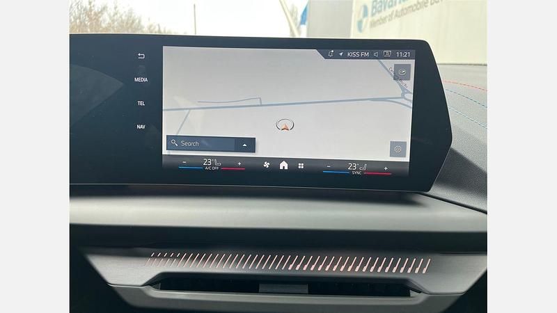 Second-hand BMW 120 Comfort Edition 156 CP (114 kW) 2024 Negru sapphire metalizat Hatchback