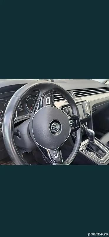 Gri Utilizat 2017 VW Passat Break | 10.000 EUR (Super Preț) - Imagine 1/4