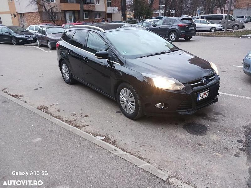 Second-hand Ford Focus Titanium 115 CP (84 kW) 2013 Culoarenegru Break