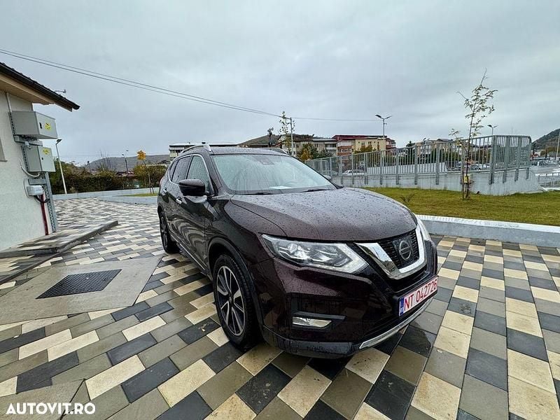 Culoarealte culori Utilizat 2018 Nissan X-Trail Tekna SUV | 15.000 EUR (Preț bun) - Imagine 1/4