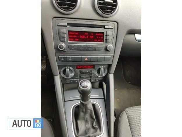 Second-hand Audi A3 140 CP (102 kW) 2012 Argintiu Hatchback