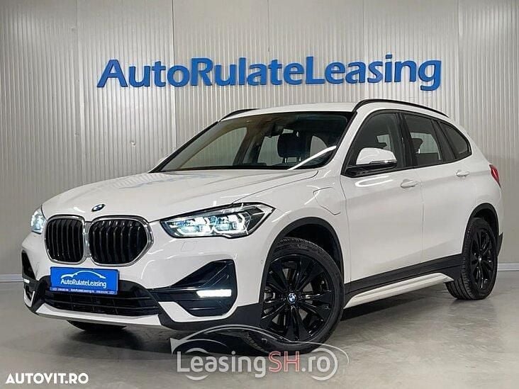 Alb Utilizat 2021 BMW X1 SUV | 24.790 EUR (Preț OK) - Imagine 1/4
