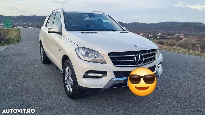 Alb Utilizat 2012 Mercedes ML250 SUV | 13.450 EUR (Preț bun) - Imagine 1/4